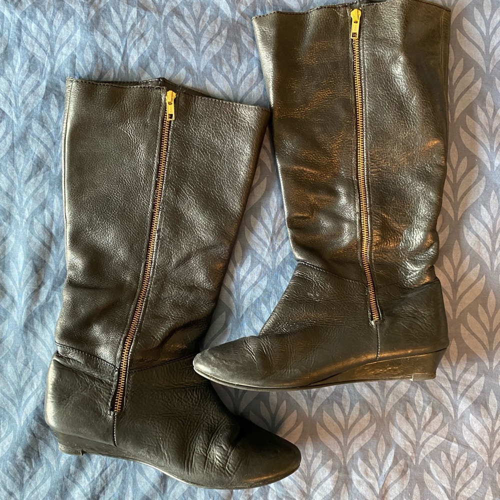 Steve Madden Zippered Flat Boots